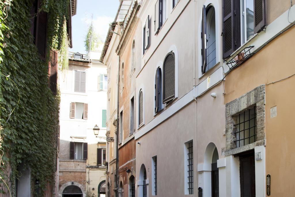 Studio Vicolo De Renzi Trastevere Rome Luaran gambar