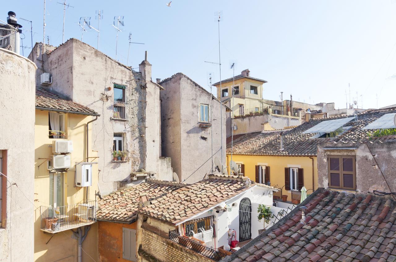 Studio Vicolo De Renzi Trastevere Rome Luaran gambar